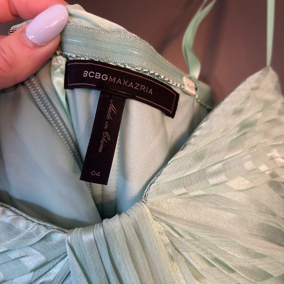 BCBG Dress (Alicia Opaline Green) Size 4 - Picture 4 of 8